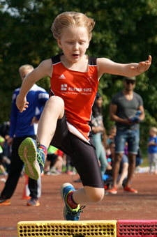 Mannheim Leichtathletik Freya Hoch-Weitsprung Kinder