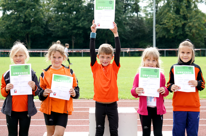 Mannheim Leichtathletik U8 Training Kindertraining Kinder Spaß Spiel Wettkampf