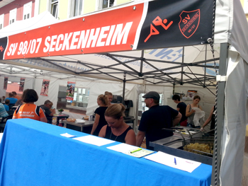 Mannheim Leichtathletik Straßenfest Veranstaltung Seggene Essen Trinken Festival
