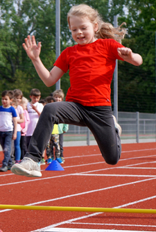 Weit Hochsprung Kila Miniolympiade