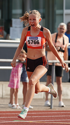 Anouk Staffellauf Sprint