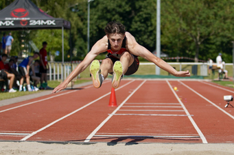 Dreisprung Longjump